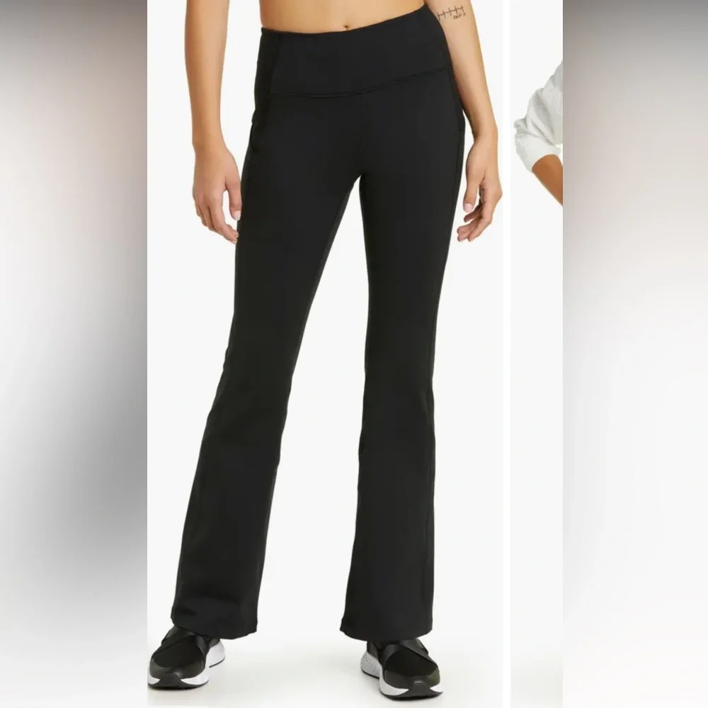 Zella flared black legging - Picture 2 of 3